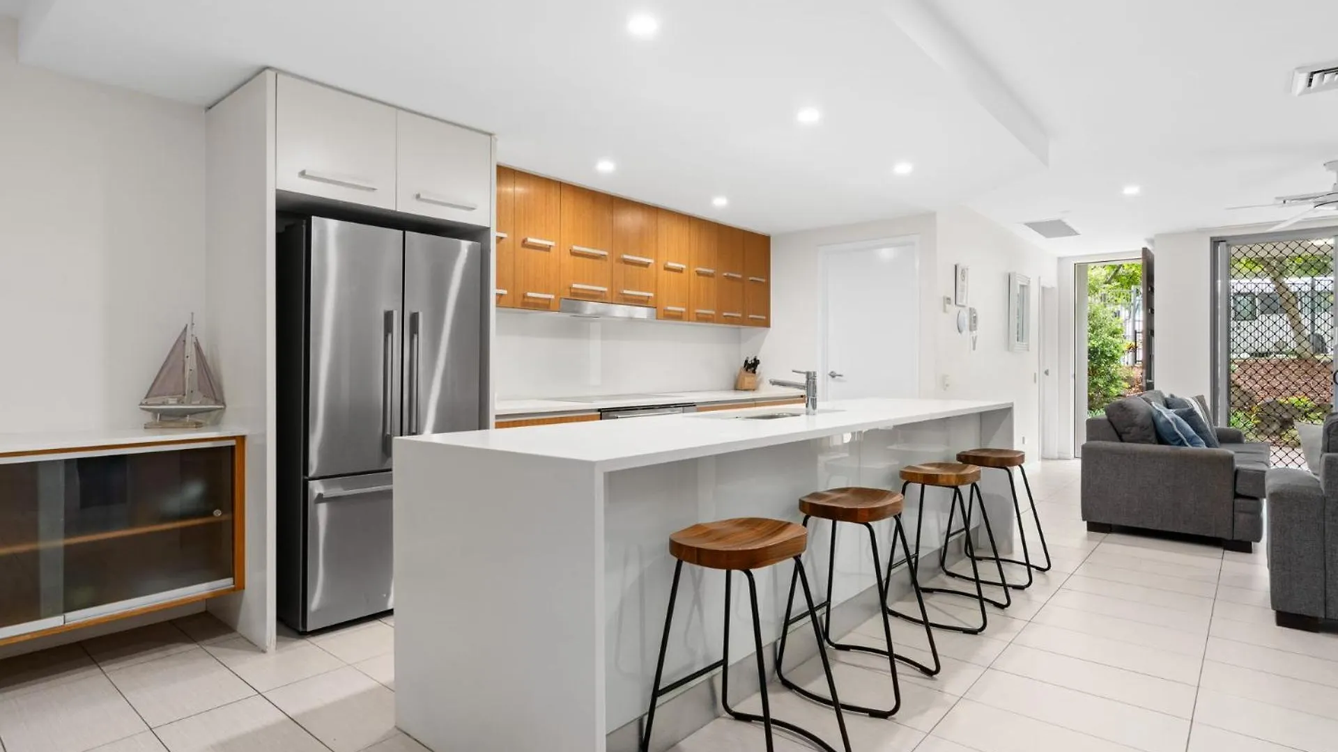 Apartment Belle Escapes 3 Bedroom Villa With Private Rooftop Spa Coolum Beach Australien